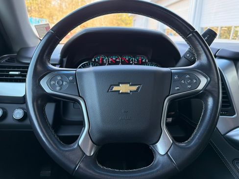 Used 2018 Chevrolet Tahoe LT image 23