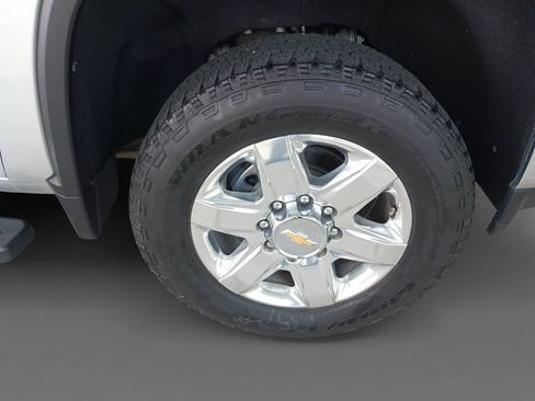 Used 2022 Chevrolet Silverado 2500 LTZ w/ LTZ Premium Package RWD image 16