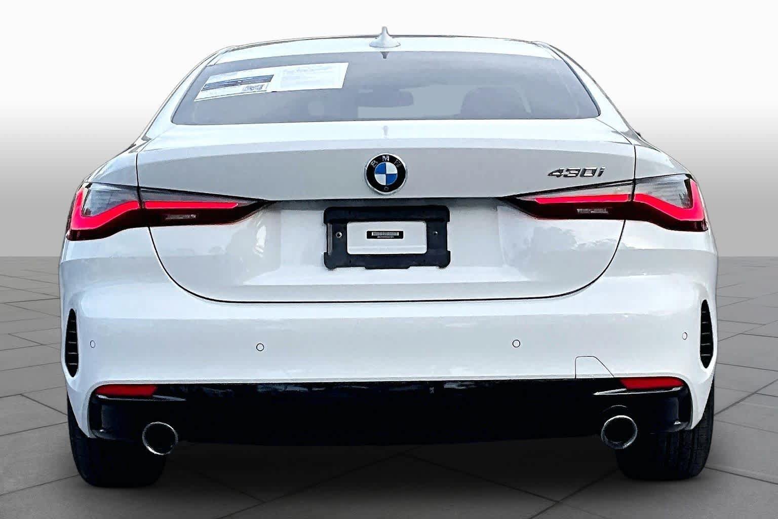 Used 2021 BMW 430i Coupe w/ Convenience Package RWD image 5