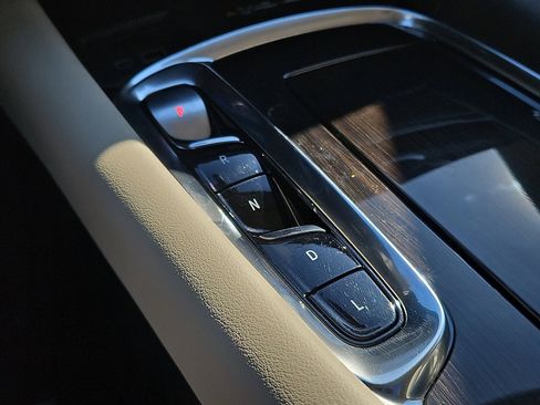 Certified 2023 Buick Enclave Premium w/ Experience Buick Package image 16