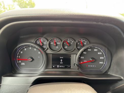 Used 2025 Chevrolet Silverado 2500 Custom w/ Custom Value Package AWD/4WD image 19