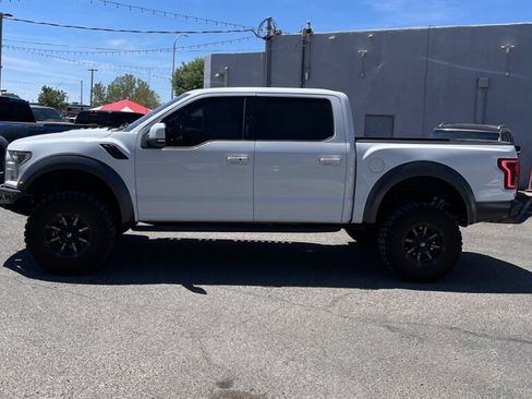 Used 2017 Ford F150 Raptor w/ Equipment Group 802A Luxury AWD/4WD image 5