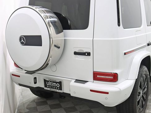 Used 2022 Mercedes-Benz G 550 image 12