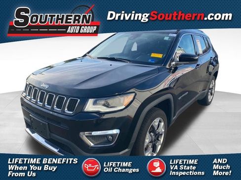 Used 2018 Jeep Compass Limited w/ Navigation Group AWD/4WD image 1