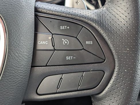 Used 2025 Dodge Durango GT AWD/4WD image 25