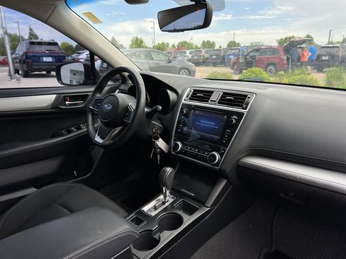 Used 2019 Subaru Legacy 2.5i Premium AWD/4WD image 15