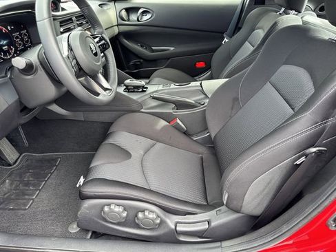 Certified 2025 Nissan Z Sport w/ Floor Mat Package image 8