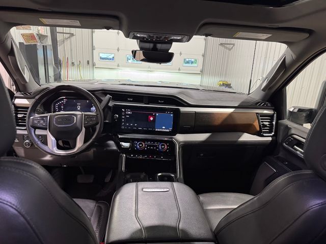 Used 2024 GMC Sierra 2500 Denali w/ Denali Reserve Package AWD/4WD image 19