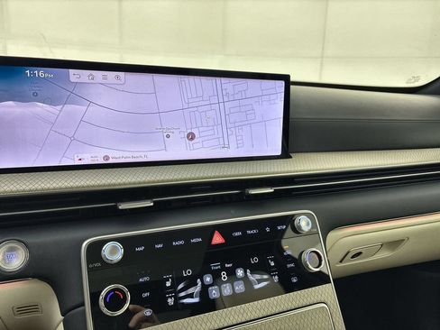 New 2025 Genesis GV80 3.5T Prestige AWD/4WD image 20