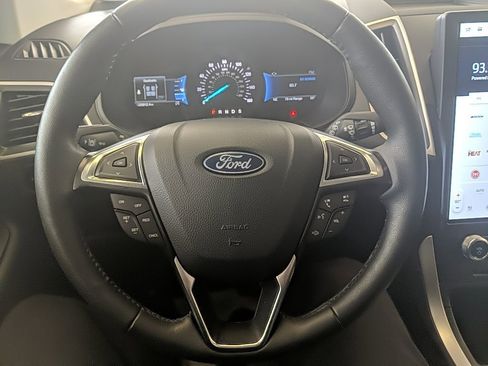 Certified 2024 Ford Edge SEL w/ Convenience Package image 16