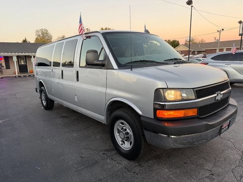 Used 2016 Chevrolet Express 3500 LT w/ LT Preferred Equipment Group image 6