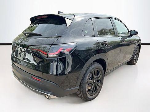 Certified 2026 Honda HR-V Sport image 7