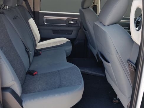 Used 2017 RAM 1500 Big Horn AWD/4WD image 25