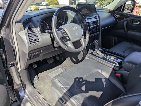 Used 2024 INFINITI QX80 Luxe image 17