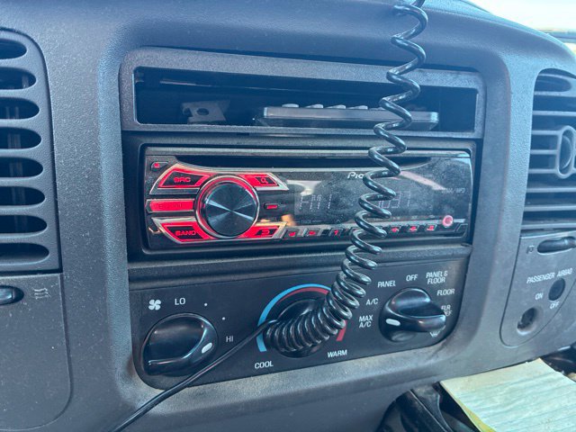 Used 1997 Ford F150 2WD SuperCab image 8