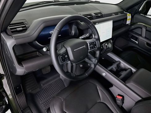 New 2026 Land Rover Defender 110 X-Dynamic SE AWD/4WD image 9