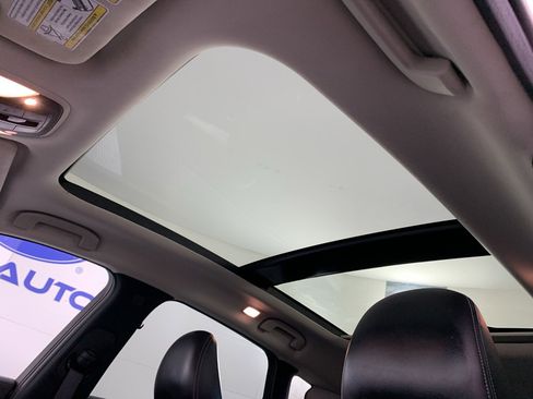 Used 2019 INFINITI QX50 Luxe w/ Navigation Package image 30