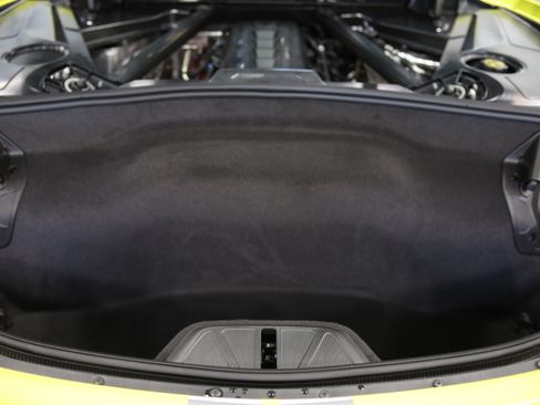 Used 2022 Chevrolet Corvette Stingray Coupe w/ Z51 Performance Package RWD image 7