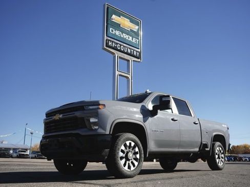Used 2024 Chevrolet Silverado 2500 Custom w/ Custom Convenience Package image 1