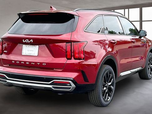 Used 2022 Kia Sorento SX AWD/4WD image 6