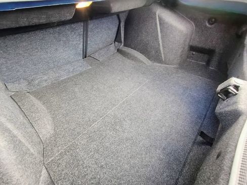 Used 2017 Dodge Challenger R/T Scat Pack w/ Leather Interior Group RWD image 60