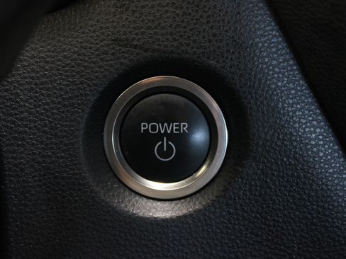 Used 2025 Toyota Corolla SE FWD image 16