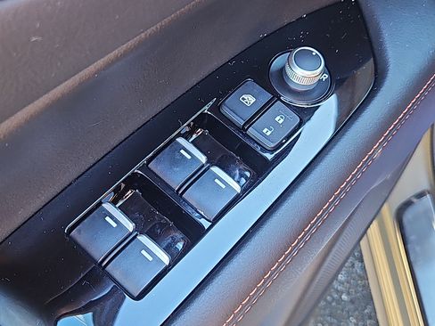 Certified 2025 MAZDA CX-5 Carbon Edition image 19