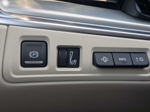 Certified 2024 Cadillac XT5 Premium Luxury w/ Technology Package FWD image 26