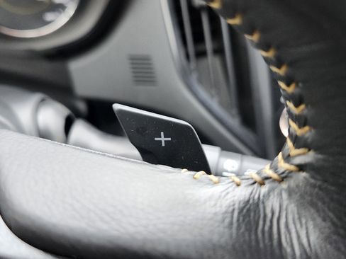 Used 2021 Subaru Crosstrek 2.5i Sport w/ Moonroof Package image 11