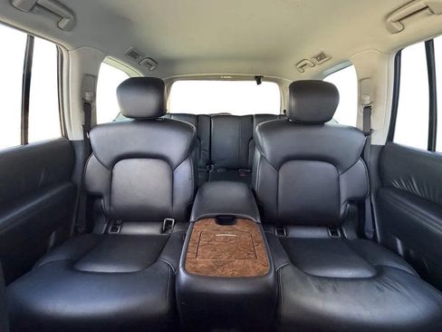Used 2023 Nissan Armada SL w/ Captain's Chairs Package AWD/4WD image 26