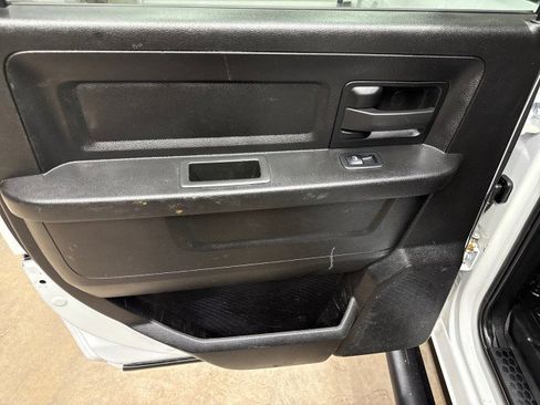 Used 2022 RAM 3500 Tradesman image 29