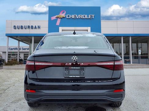 Used 2025 Volkswagen Jetta S image 6