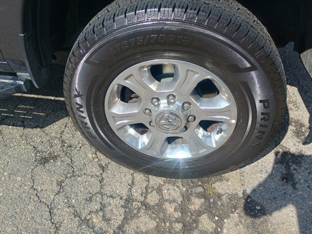 Used 2024 RAM 2500 Big Horn w/ Sport Appearance Package AWD/4WD image 10
