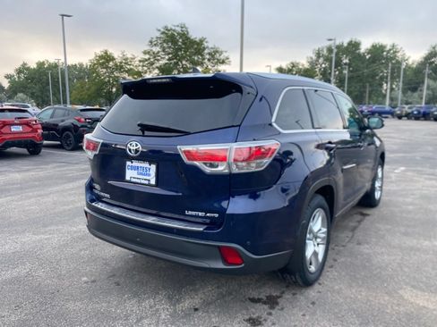 Used 2015 Toyota Highlander Limited Platinum AWD/4WD image 7