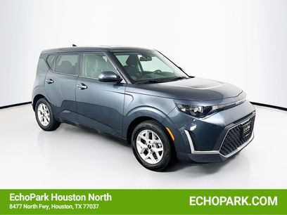 Used 2025 Kia Soul LX w/ LX Technology Package