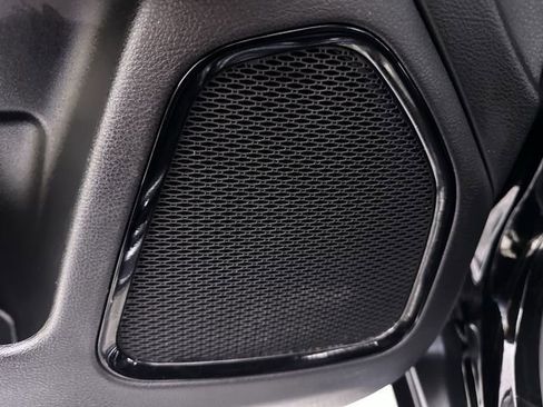 Used 2024 Jeep Compass Limited image 49