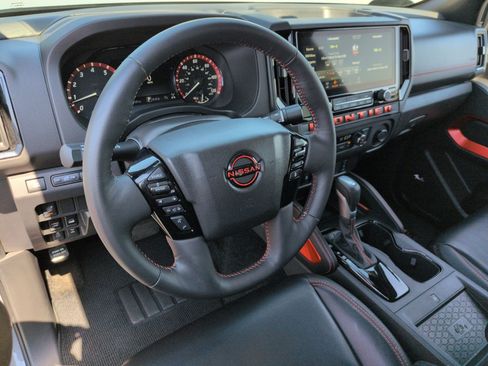Used 2025 Nissan Frontier PRO-4X w/ Pro Premium Package AWD/4WD image 16