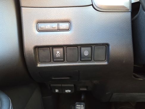 Used 2023 Nissan Murano SV image 29