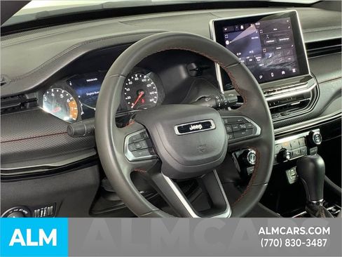 Used 2024 Jeep Compass Trailhawk image 8