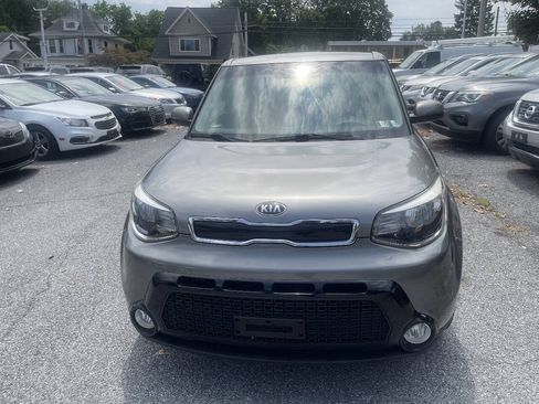 Used 2016 Kia Soul + w/ Audio Package FWD image 3