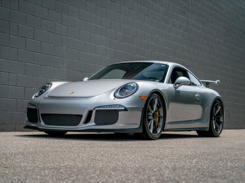 Used 2016 Porsche 911 GT3 RWD image 3