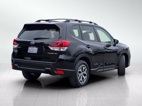 Used 2021 Subaru Forester Premium w/ Popular Package #1 AWD/4WD image 4