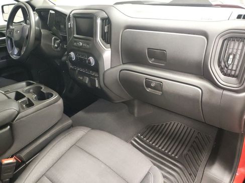 Used 2024 Chevrolet Silverado 1500 Custom Trail Boss w/ Turbomax Blackout Package AWD/4WD image 8