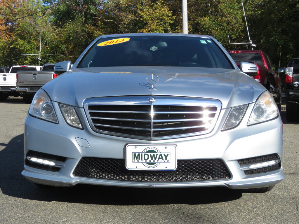 Used 2013 Mercedes-Benz E 350 4MATIC Sedan image 2