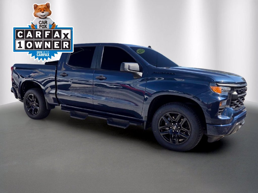 Used 2023 Chevrolet Silverado 1500 Custom w/ LPO, Dark Essentials Package RWD image 2
