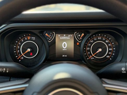 New 2026 Jeep Gladiator Sport AWD/4WD image 13