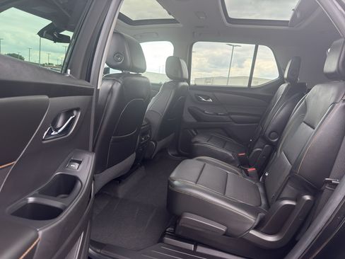 Certified 2018 Chevrolet Traverse Premier w/ Redline Edition AWD/4WD image 30