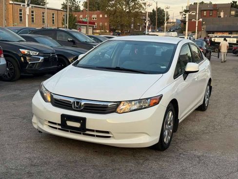 Used 2012 Honda Civic LX image 1