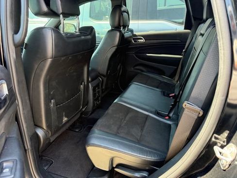 Used 2019 Jeep Grand Cherokee Altitude AWD/4WD image 6