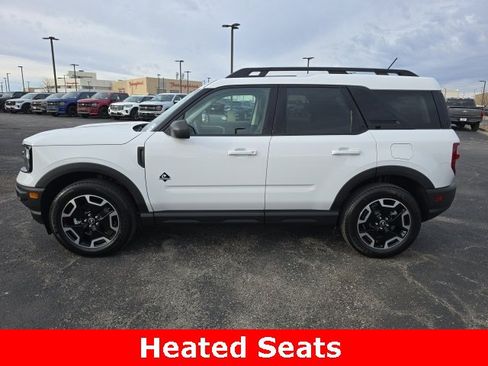 Used 2023 Ford Bronco Sport Outer Banks image 2
